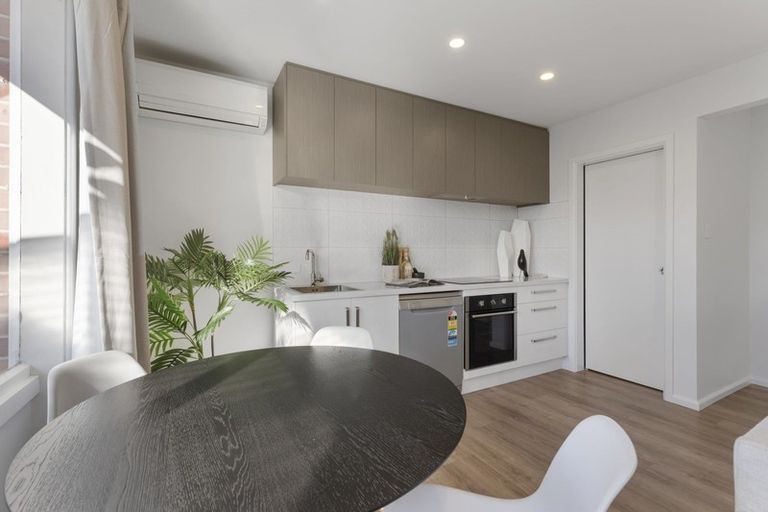 Photo of property in 2/187 Knowles Street, St Albans, Christchurch, 8052