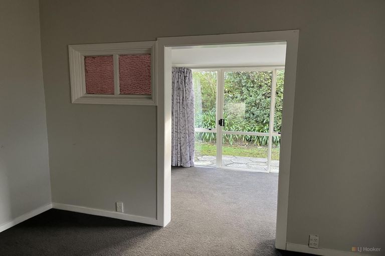Photo of property in 35 Edinburgh Street, Waimate, 7924