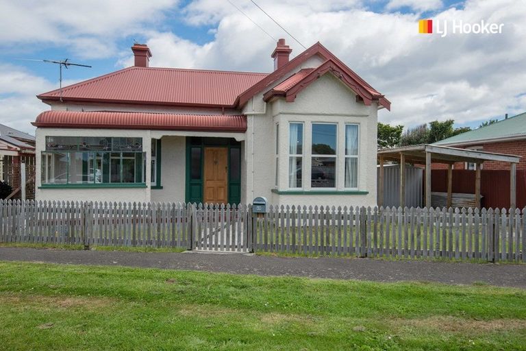 Photo of property in 68 Royal Crescent, Saint Kilda, Dunedin, 9012