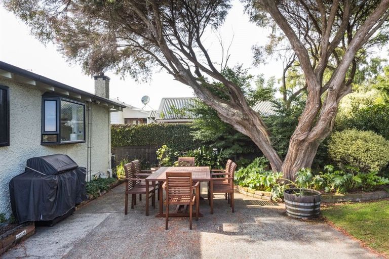 Photo of property in 10 Milverton Avenue, Hokowhitu, Palmerston North, 4410