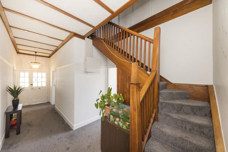 Photo of property in 53 Limbrick Street, Terrace End, Palmerston North, 4410