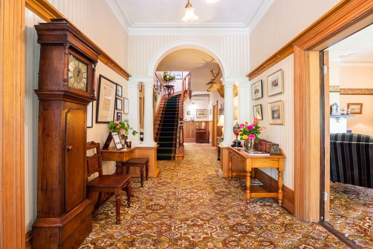 Photo of property in 504 Queens Drive, Dunedin Central, Dunedin, 9016