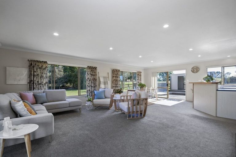 Photo of property in 976 Poihipi Road, Oruanui, Taupo, 3377