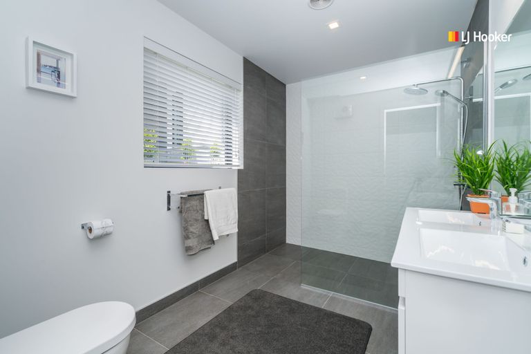 Photo of property in 8 Erica Crescent, Mosgiel, 9024