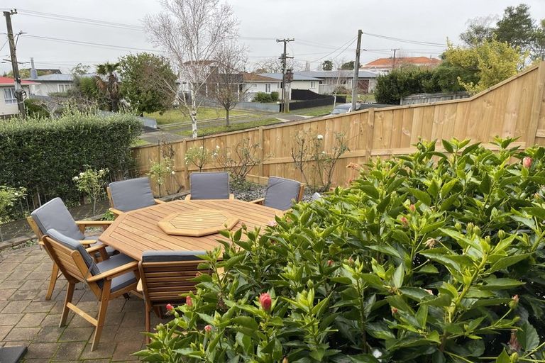 Photo of property in 25 Given Street, Havelock North, 4130