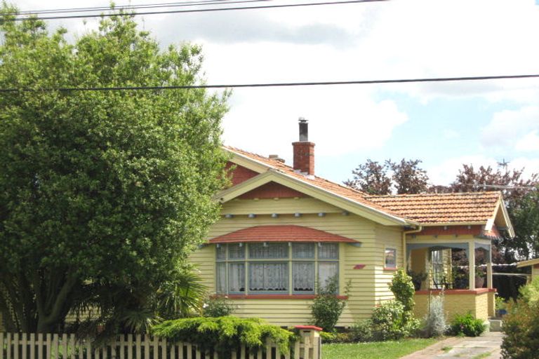 Photo of property in 59 North Avon Road, Richmond, Christchurch, 8013