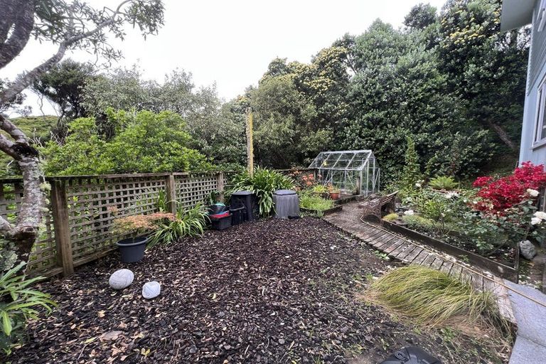 Photo of property in 14 Roys Road, Plimmerton, Porirua, 5026
