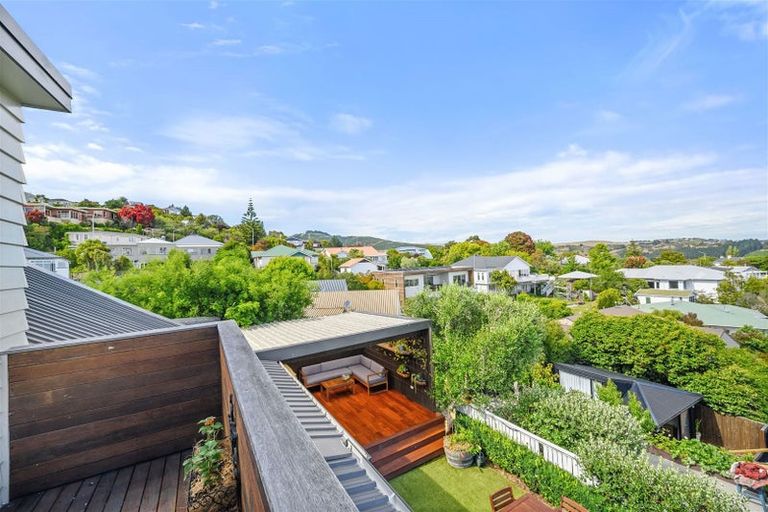 Photo of property in 94a Dyers Pass Road, Cashmere, Christchurch, 8022