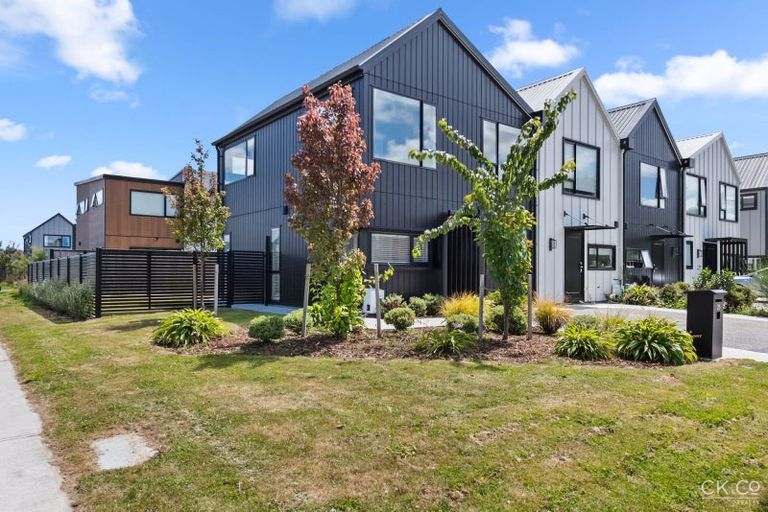Photo of property in 25 Doug Jensen Street, Wallaceville, Upper Hutt, 5018