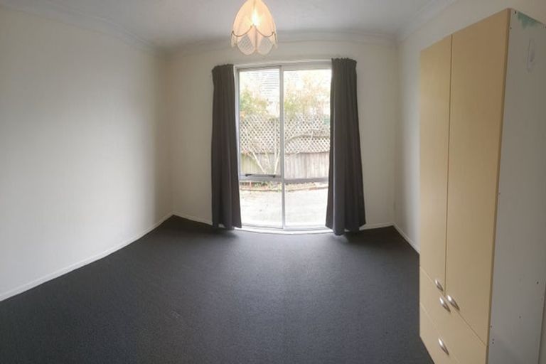 Photo of property in 1/7 Delaware Crescent, Russley, Christchurch, 8042