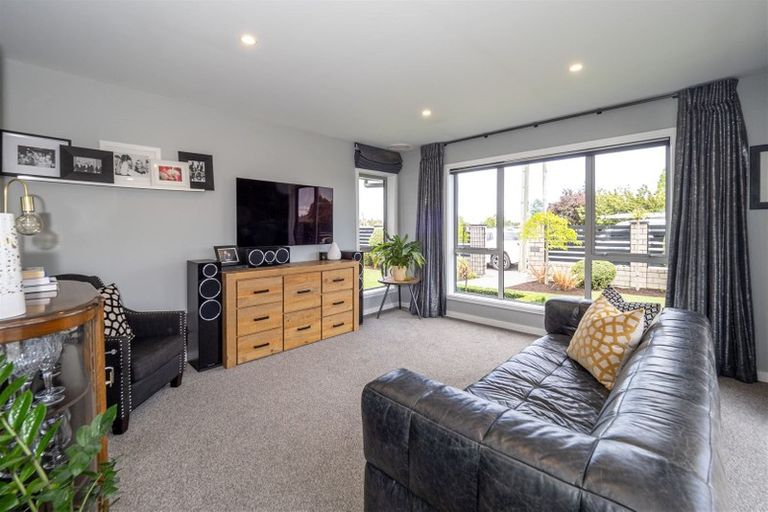 Photo of property in 19 Graham Street, Tinwald, Ashburton, 7700