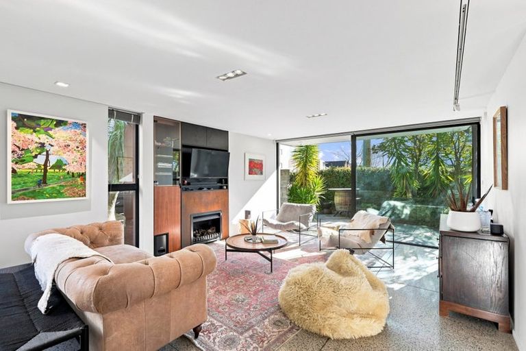 Photo of property in 1 Millbank Lane, Merivale, Christchurch, 8014