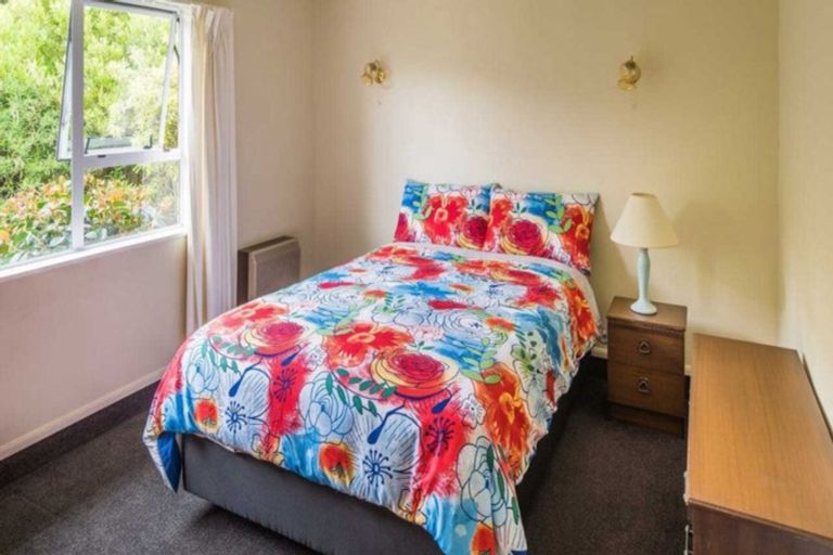 Photo of property in 11 Manly Garden, Paraparaumu Beach, Paraparaumu, 5032