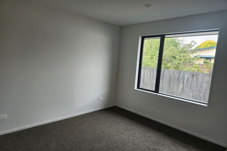 Photo of property in 32 Parkwood Avenue, Westgate, Auckland, 0614