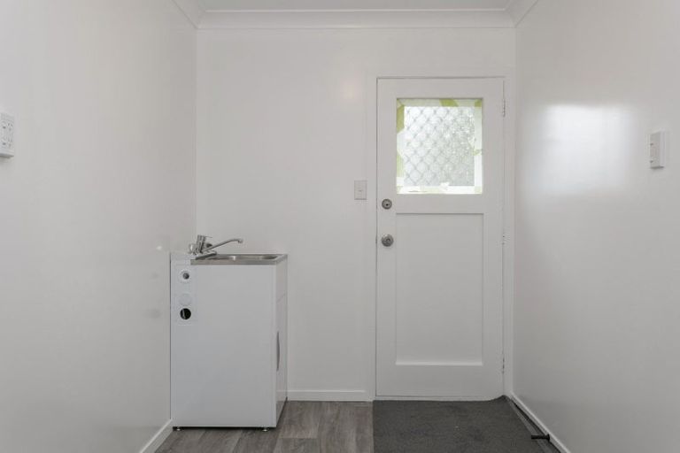 Photo of property in 22 Macdonell Street, Hilltop, Taupo, 3330