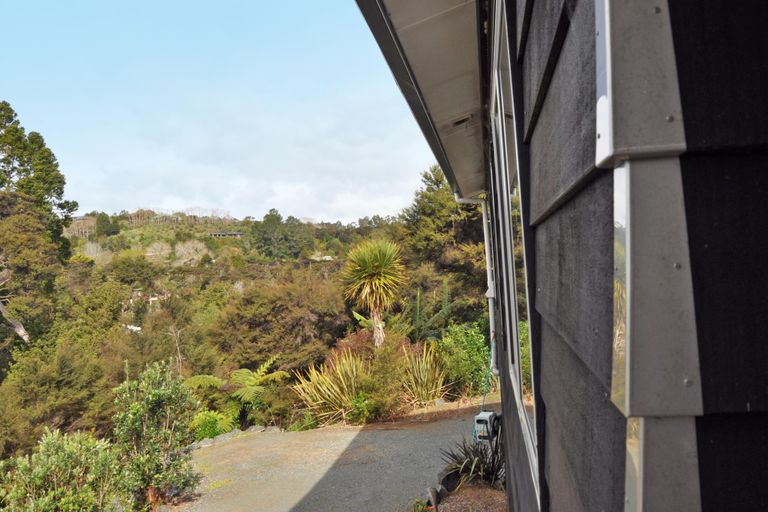 Photo of property in 16 Beach Street, Sandspit, Warkworth, 0982