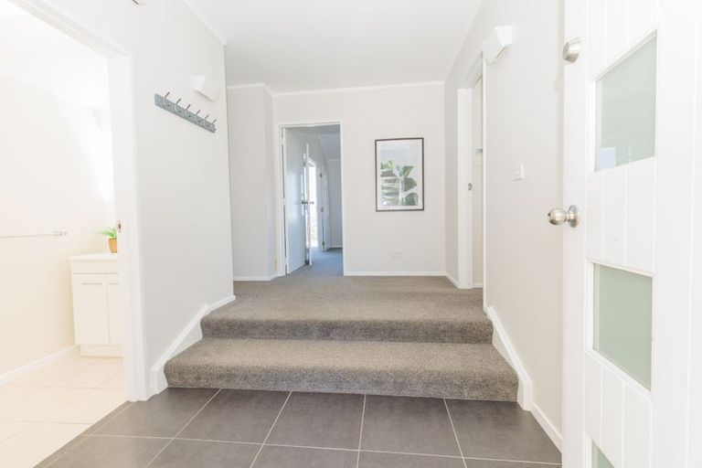 Photo of property in 5 Gavaskar Place, Khandallah, Wellington, 6035