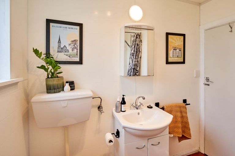 Photo of property in 36 Prospect Terrace, Johnsonville, Wellington, 6037