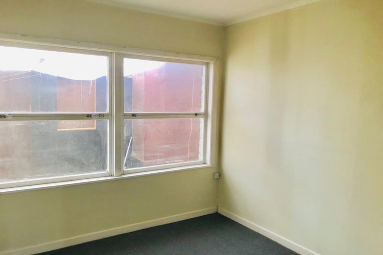 Photo of property in 5/8 Overton Road, Papatoetoe, Auckland, 2025