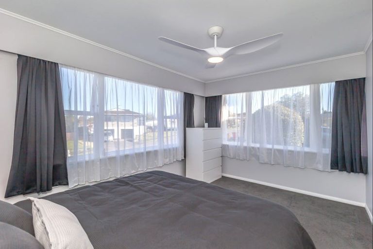 Photo of property in 13 Burn Street, Levin, 5510