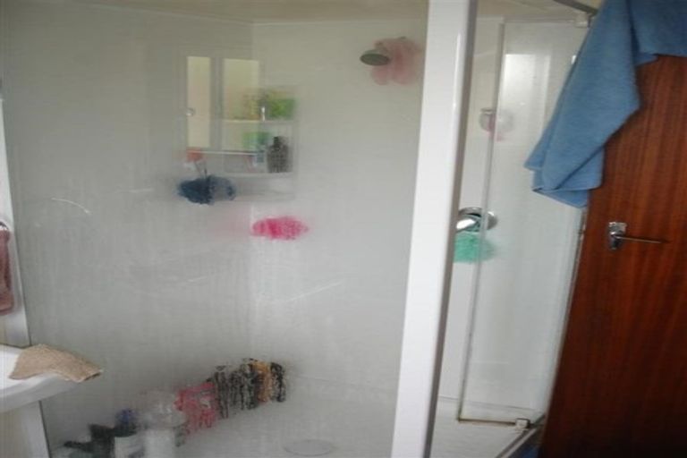 Photo of property in 37 Carluke Street, Paparangi, Wellington, 6037