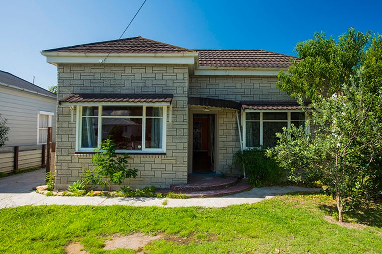 Photo of property in 17 Harris Street, Kaiti, Gisborne, 4010