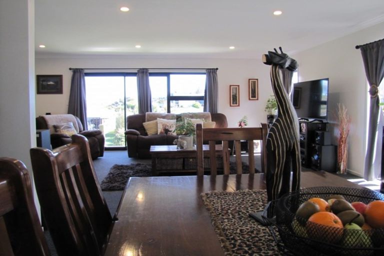 Photo of property in 93 Hindmarsh Drive, Rangatira Park, Taupo, 3330