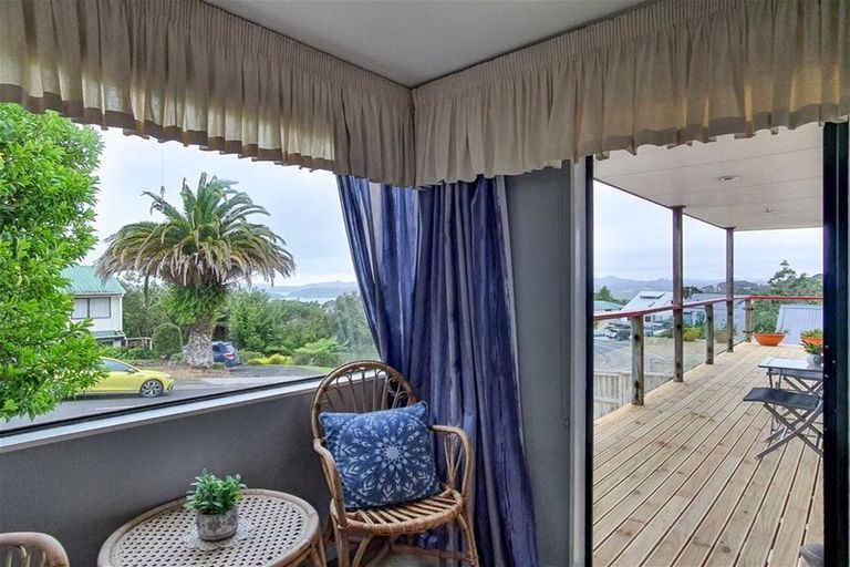 Photo of property in 98 Te Haumi Drive, Paihia, 0200