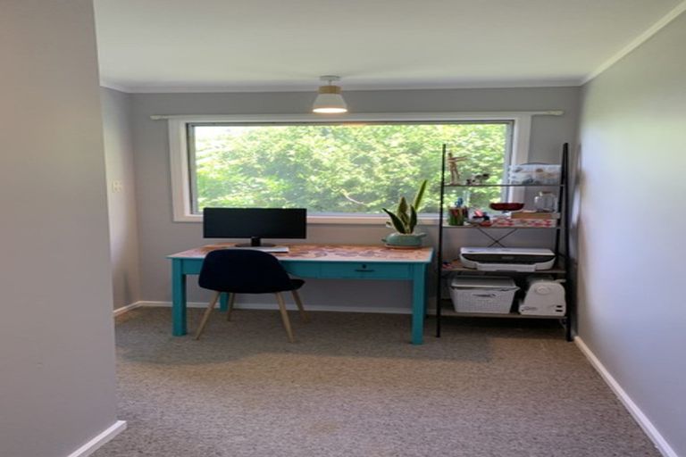 Photo of property in 23 Te Whiti Grove, Korokoro, Lower Hutt, 5012