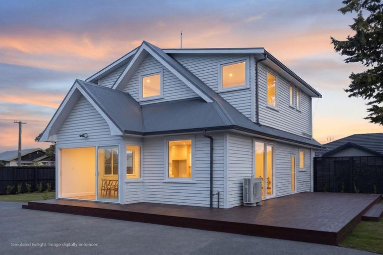 Photo of property in 61 Lindsay Street, St Albans, Christchurch, 8014