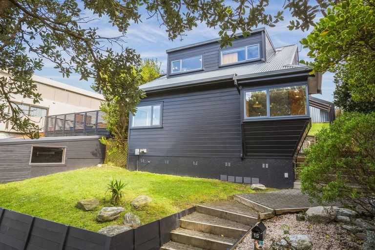 Photo of property in 15 Cobar Close, Maupuia, Wellington, 6022