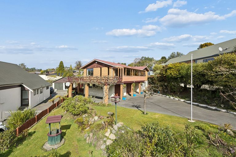 Photo of property in 99 Glenross Street, Glenross, Dunedin, 9011
