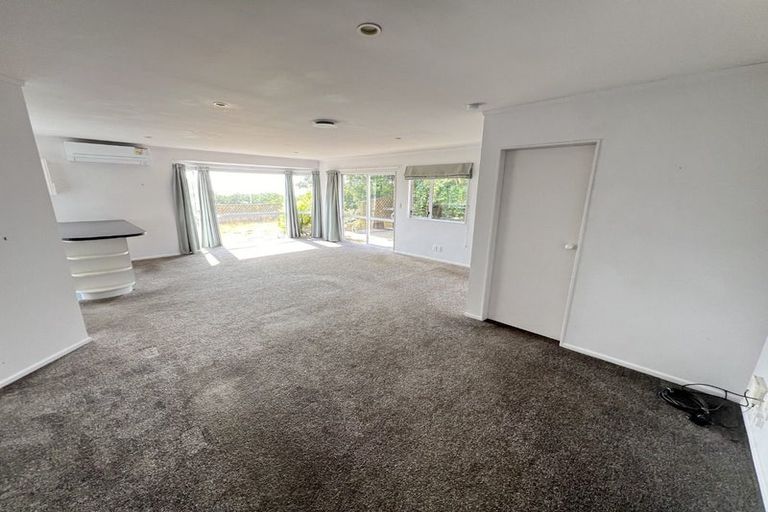 Photo of property in 20a Lambley Road, Titahi Bay, Porirua, 5022