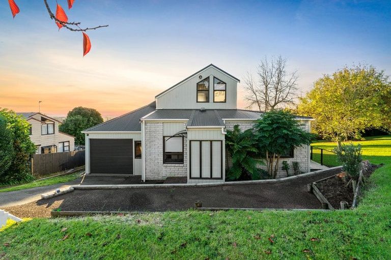 Photo of property in 1/29 Barberton Terrace, Red Hill, Papakura, 2110