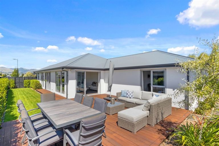 Photo of property in 58 Bradwell Crescent, Halswell, Christchurch, 8025