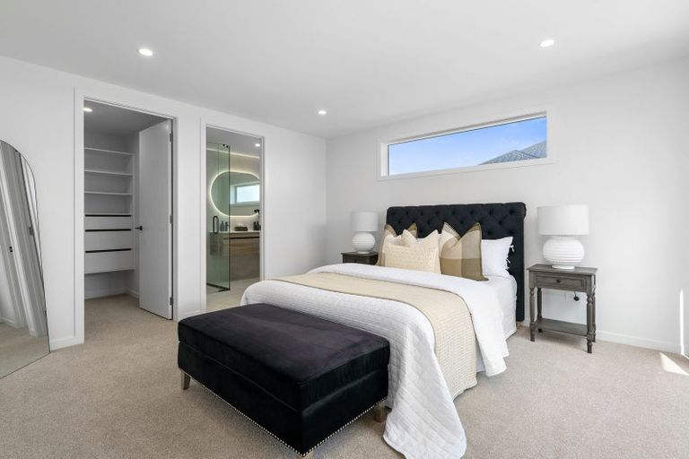 Photo of property in 11 Rose Leigh Drive, Cambridge, 3434