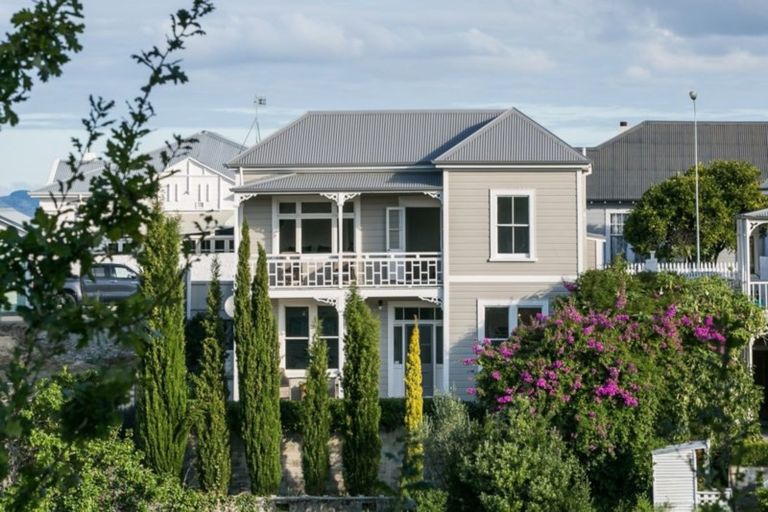 Photo of property in 19 May Avenue, Hospital Hill, Napier, 4110