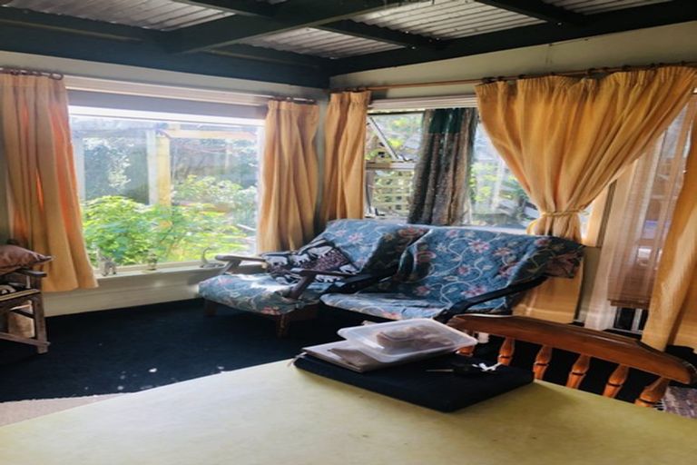 Photo of property in 77 Kapuni Street, Manaia, 4612