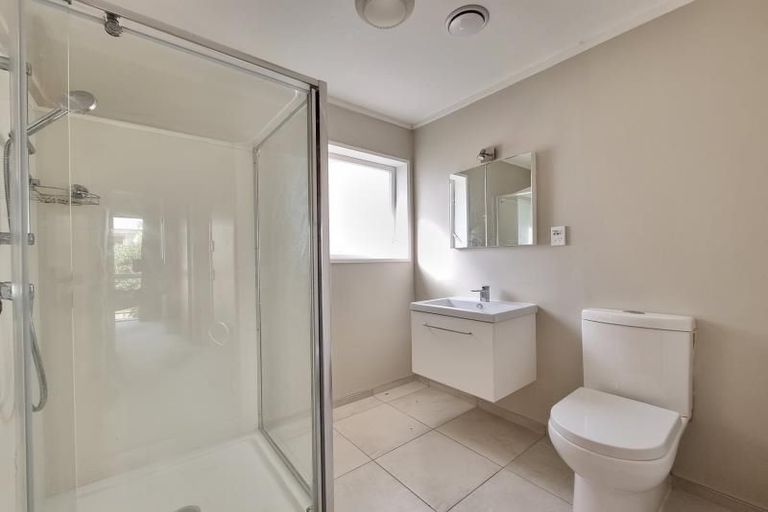 Photo of property in 376a Karori Road, Karori, Wellington, 6012