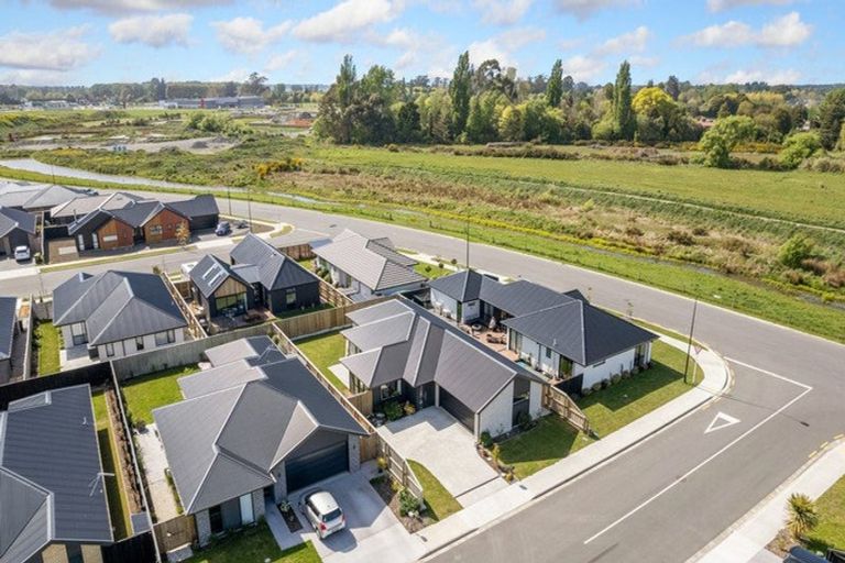 Photo of property in 25 Grimwood Street, Woodend, 7610