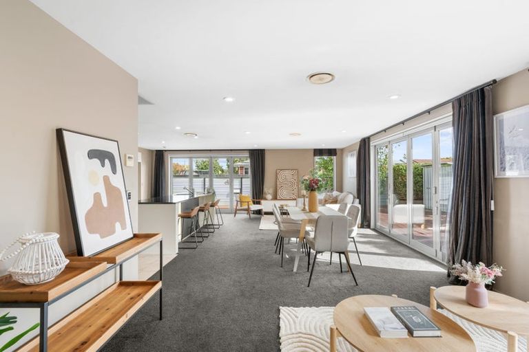 Photo of property in 2 Kinrara Place, Halswell, Christchurch, 8025