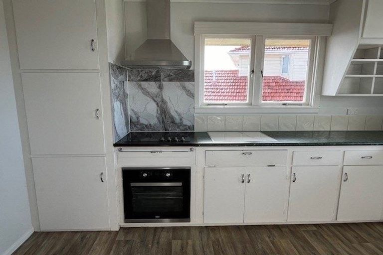 Photo of property in 105 Bleakhouse Road, Howick, Auckland, 2014