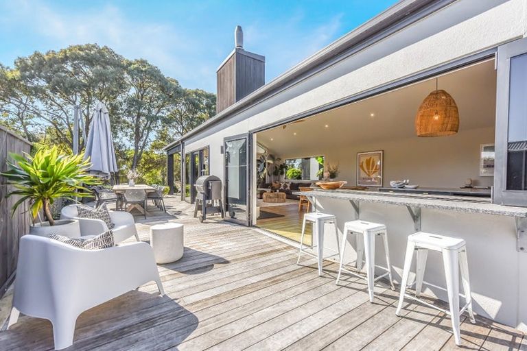 Photo of property in 21 Rana Place, Mapua, 7005