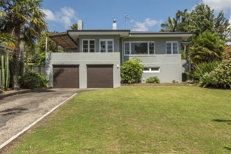 Photo of property in 126 Sutherland Road, Brookfield, Tauranga, 3110