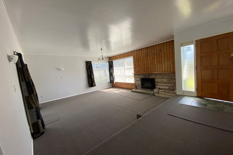 Photo of property in 19 Great North Road, Saint Johns Hill, Whanganui, 4501