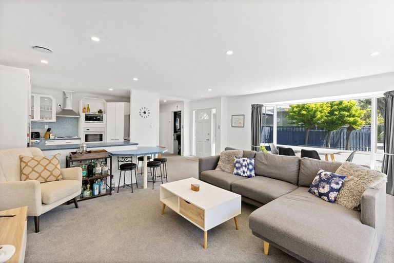 Photo of property in 28a Canberra Place, Redwood, Christchurch, 8051