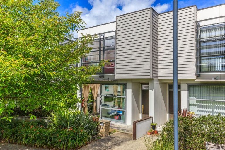 Photo of property in 14 Kauri Drive, Takanini, 2112