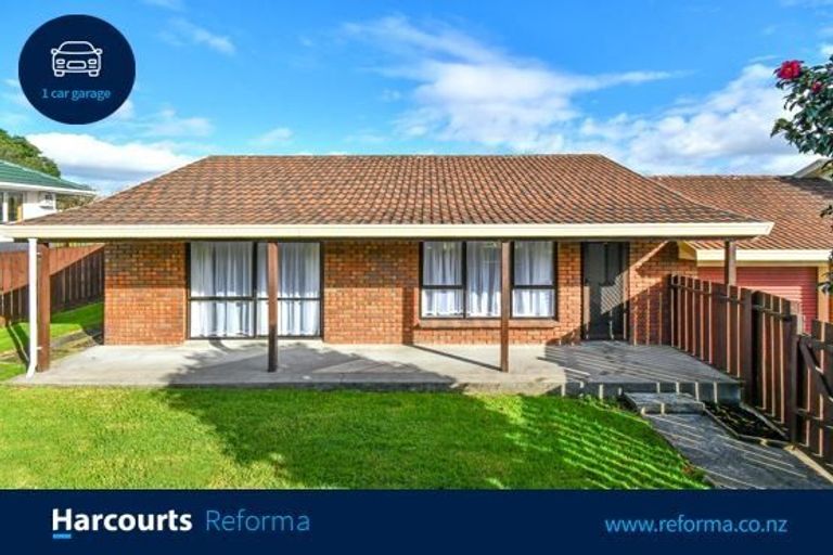 Photo of property in 5/16 South Street, Papakura, 2110