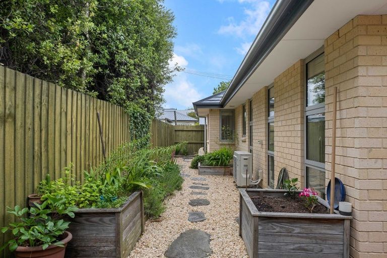 Photo of property in 1/51 Barrington Street, Somerfield, Christchurch, 8024