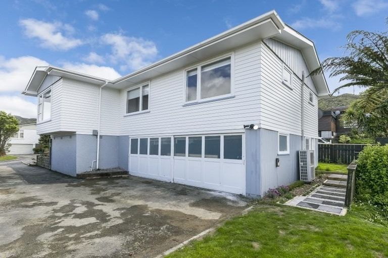 Photo of property in 54 Kandy Crescent, Ngaio, Wellington, 6035